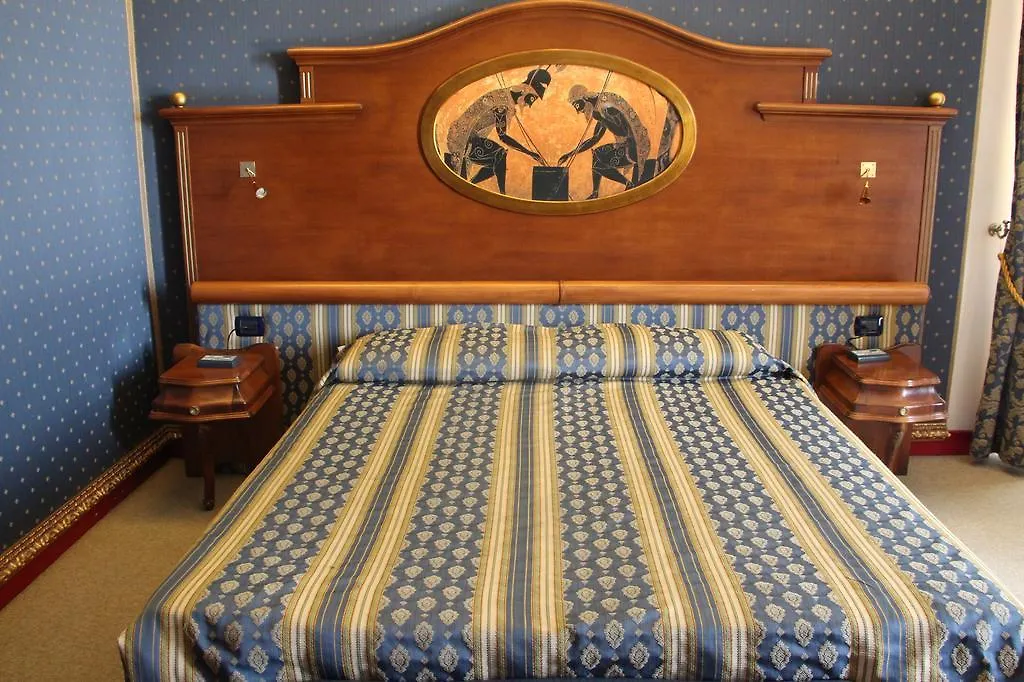 Hotel Royal Catania 4*,