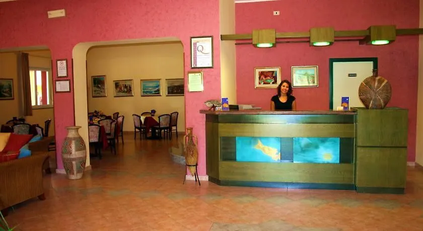 Hotel Royal Catania 4*,